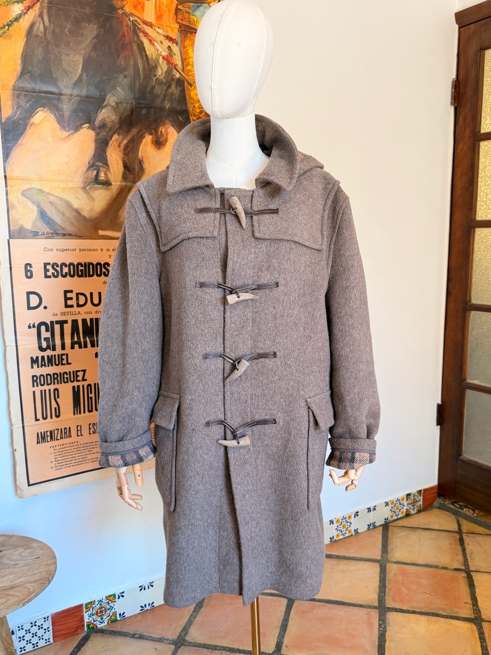 Vintage Wool Duffle Coat Bone Buttons Details Plaid Interior Removable Hood XL